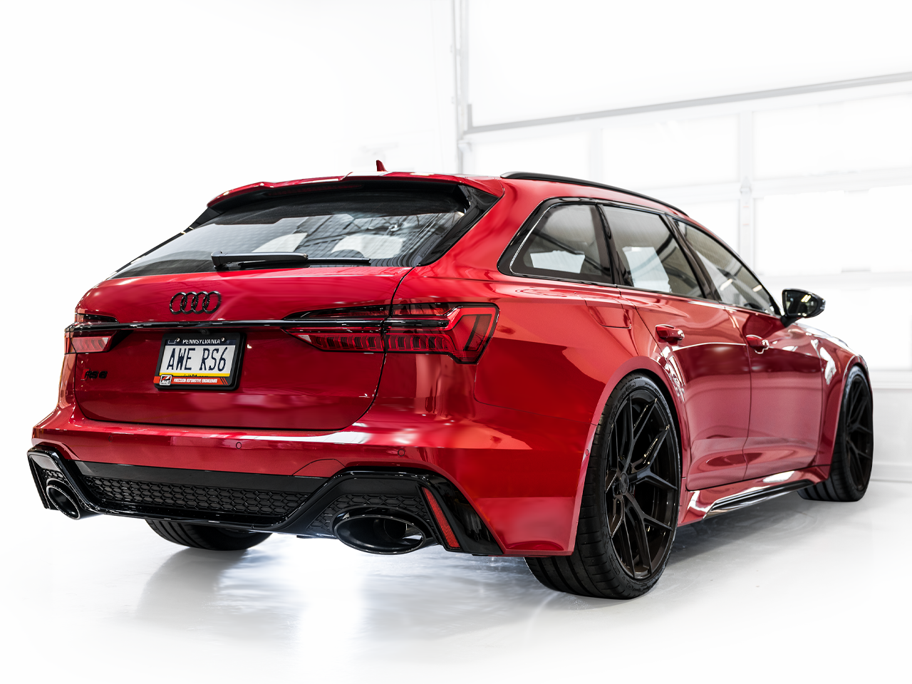 AWE Tuning SwitchPath Catback Exhaust With Diamond Black Tips - 2020-2024 Audi C8 RS6/RS7 - STREETUNED