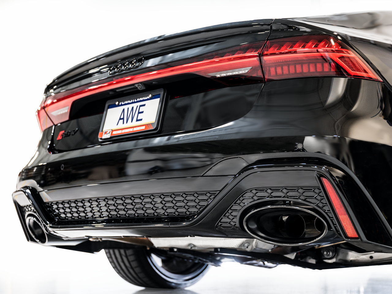 AWE Tuning SwitchPath Catback Exhaust With Diamond Black Tips - 2020-2024 Audi C8 RS6/RS7 - STREETUNED