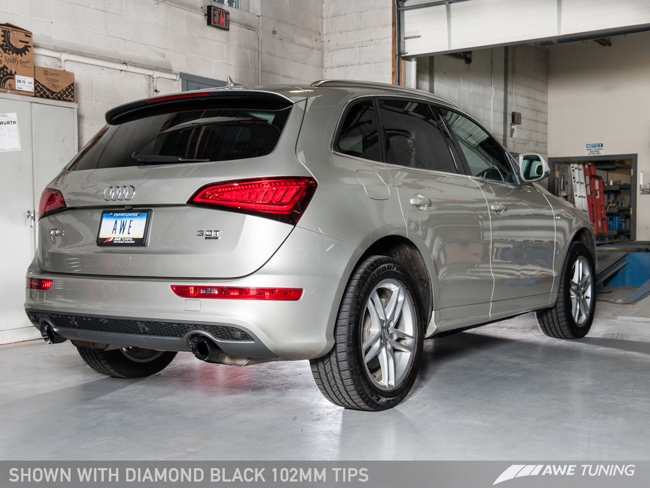 AWE Tuning Touring Edition Exhaust Dual Outlet Black Diamond Tips - 2013-2017 Audi 8R Q5 3.0T - STREETUNED