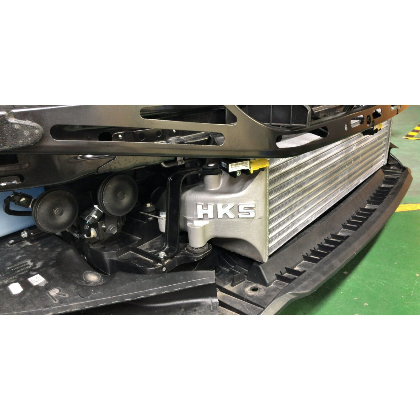 HKS Intercooler Kit w/o Piping - 2017-2021 Honda FK8 Civic Type R
