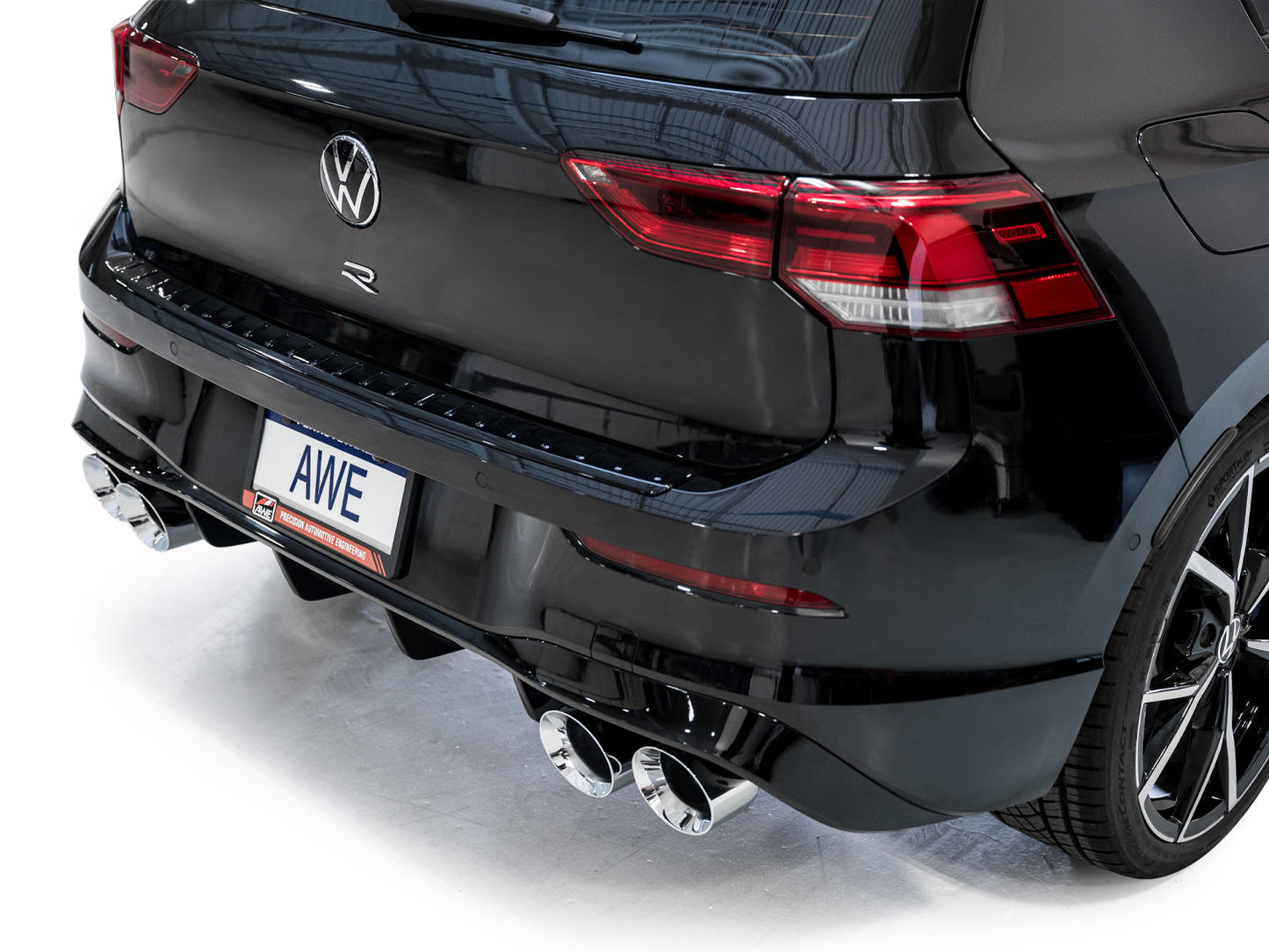 AWE Tuning Track Edition Quad Exhaust with Chrome Silver Tips - 2022-2024 Volkswagen MK8 Golf R - STREETUNED