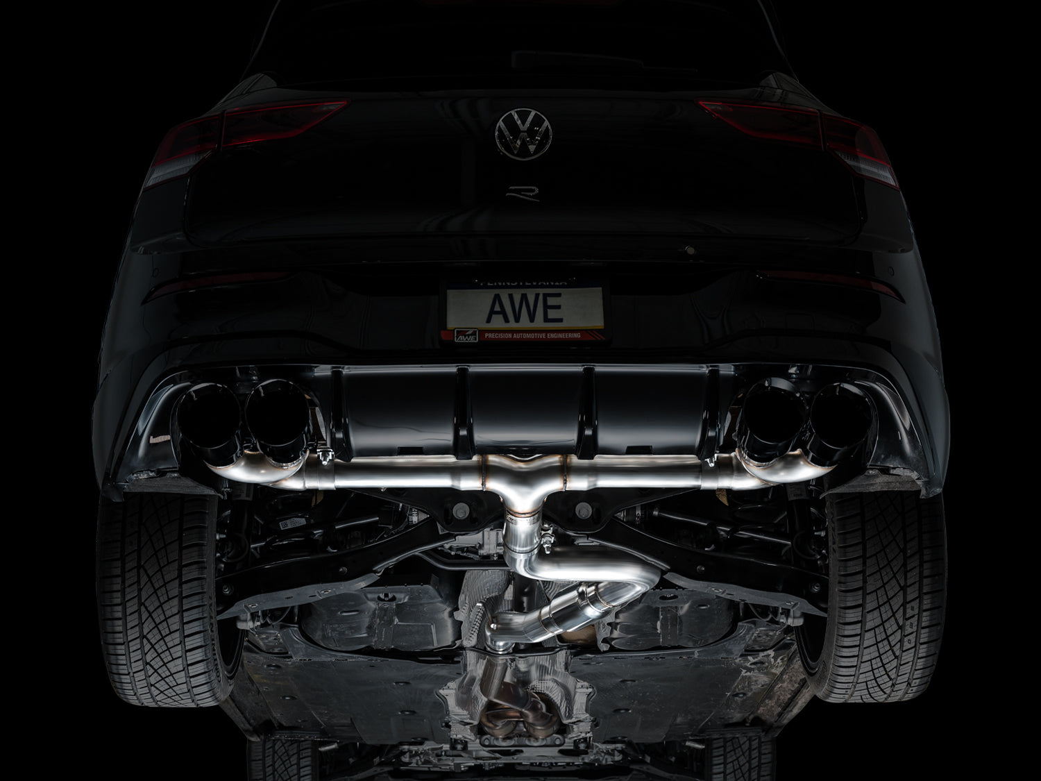 AWE Tuning Track Edition Quad Exhaust with Diamond Black Tips - 2022-2024 Volkswagen MK8 Golf R - STREETUNED